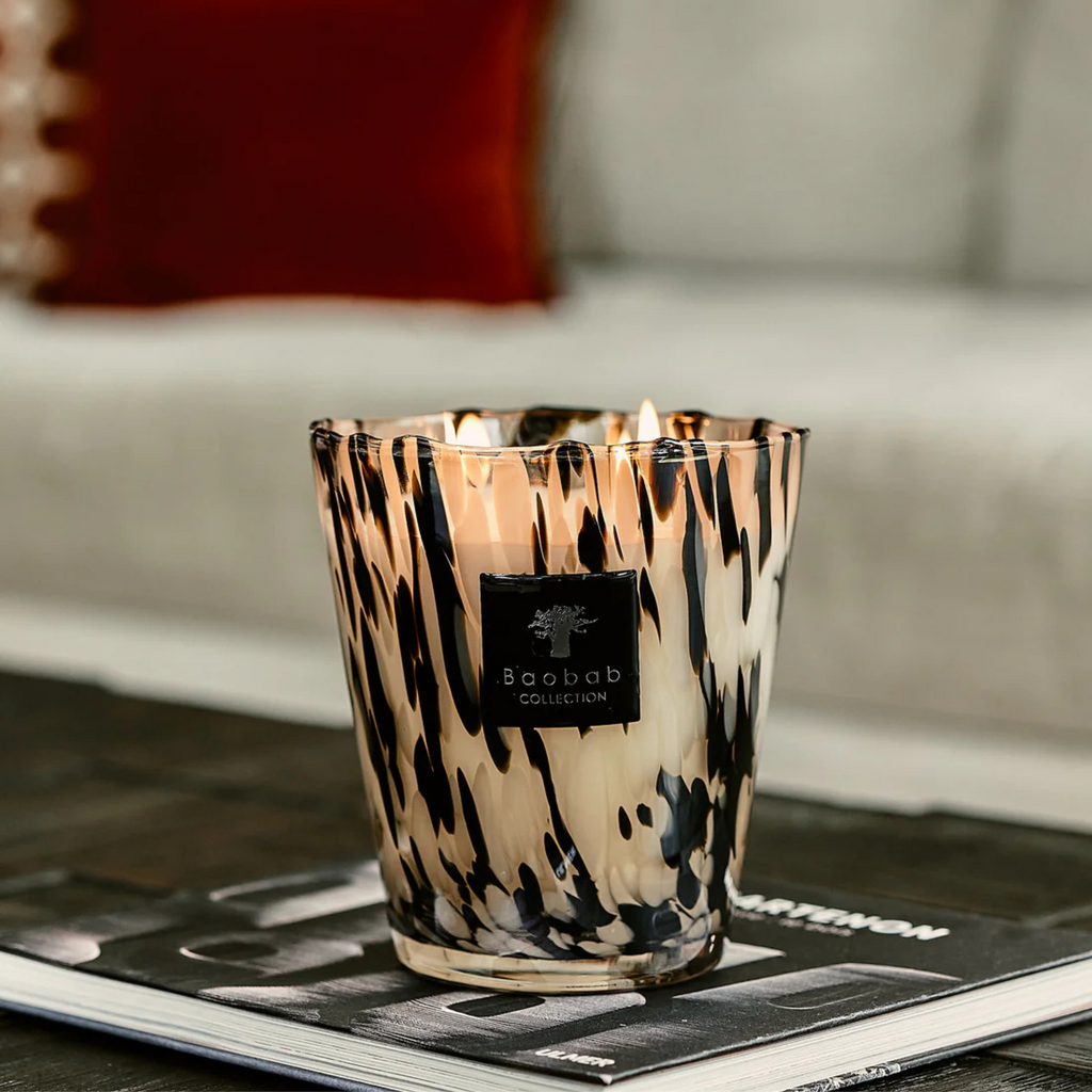 Black Pearls Medium Candle