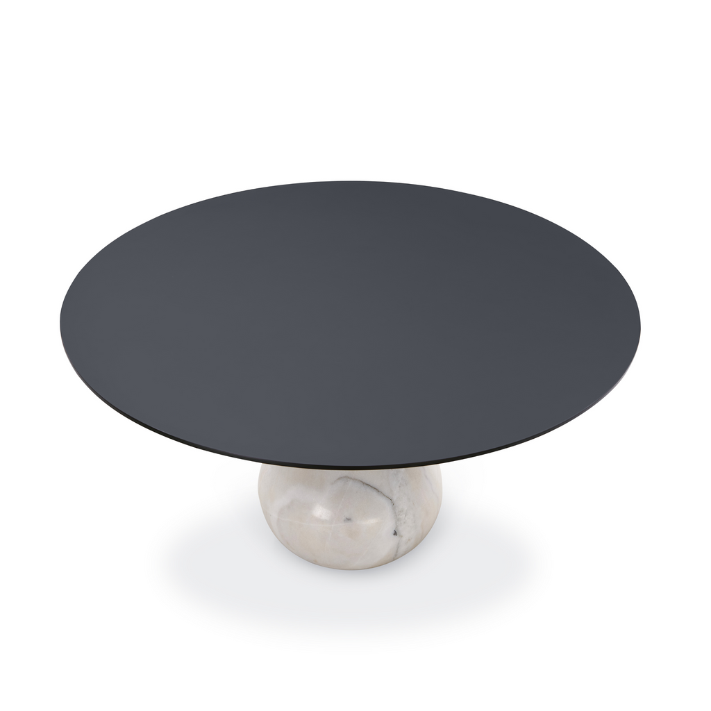 round dining table